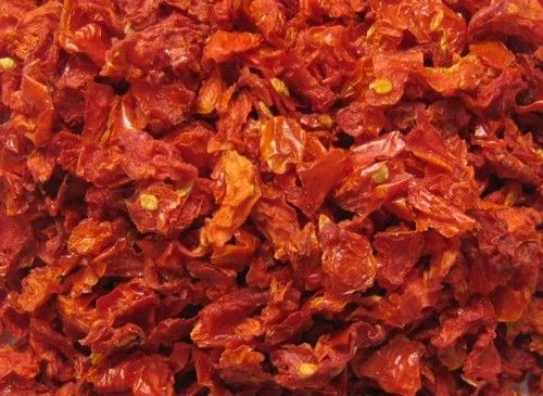 dehydrated-tomato-flakes